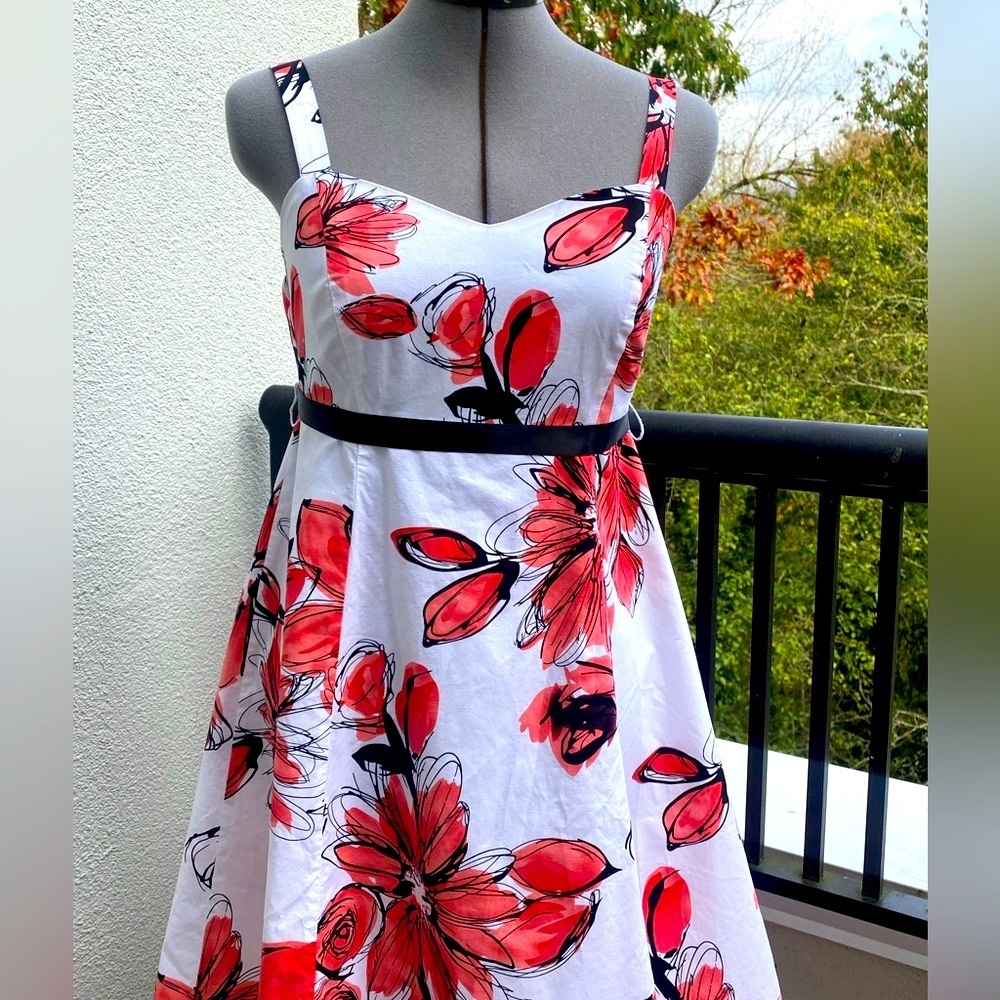 Cotton Floral Fully Lined Belted Women’s Dress with tule size medium